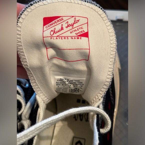 Converse Lip Valentines Edition - Picture 4 of 7